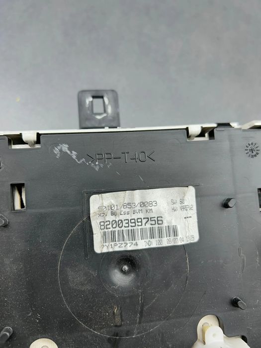 Ceasuri bord 8200399756 Renault Laguna 2002 1.6 MT (110 hp)