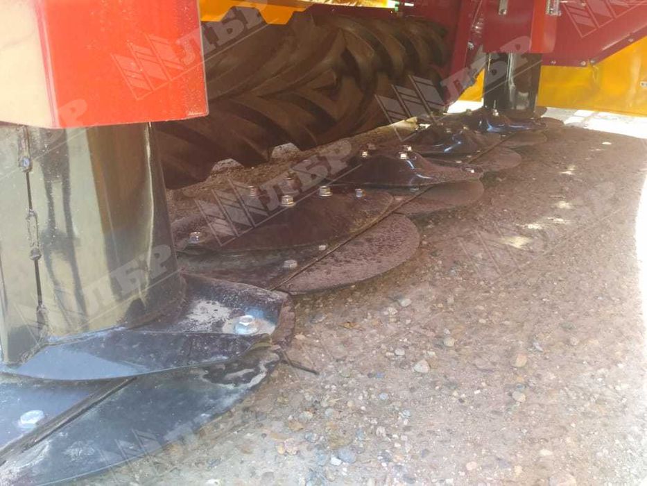 Косилка плющилка BELLON D5000GM