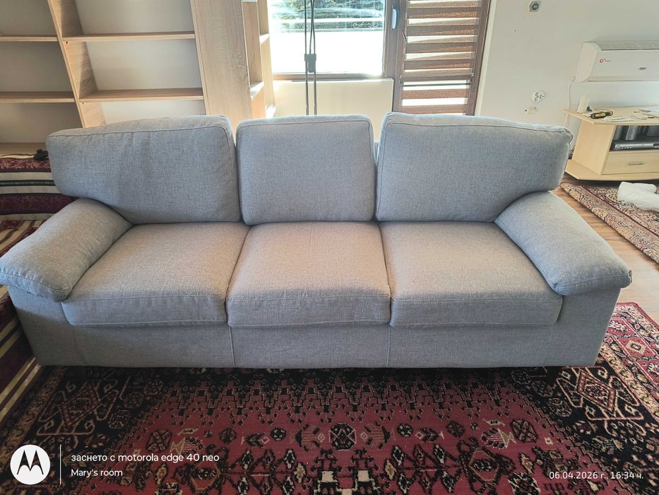 Триместен удобен диван