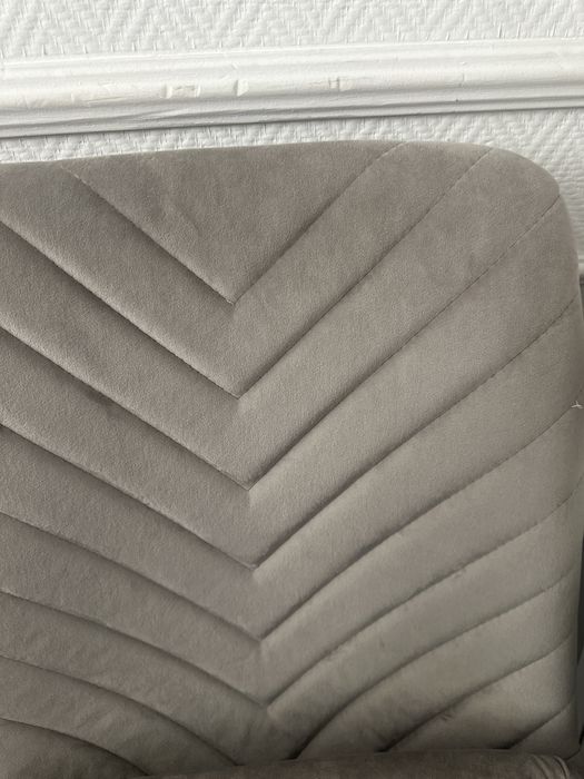 Продам стулья 10000тг