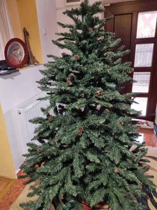 Brad artificial 180 cm