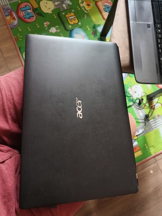 Vand 2 laptopuri acer aspire 5750 si 7535/7535G/7235