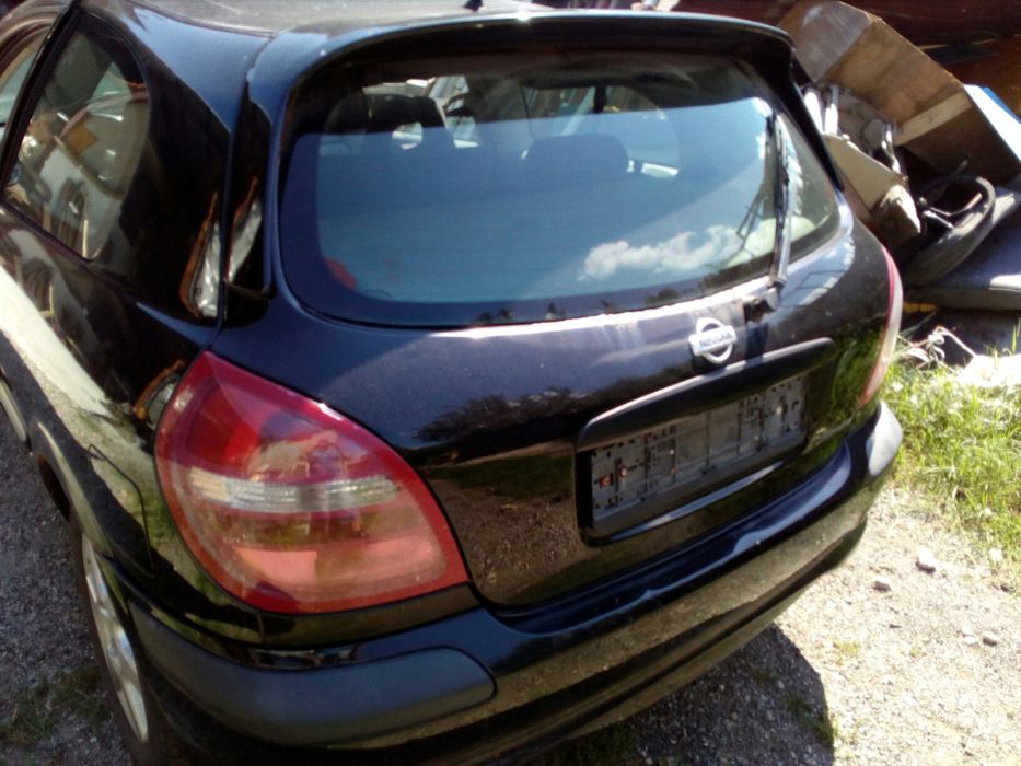 Продавам нисан алмера на части,1.8,.