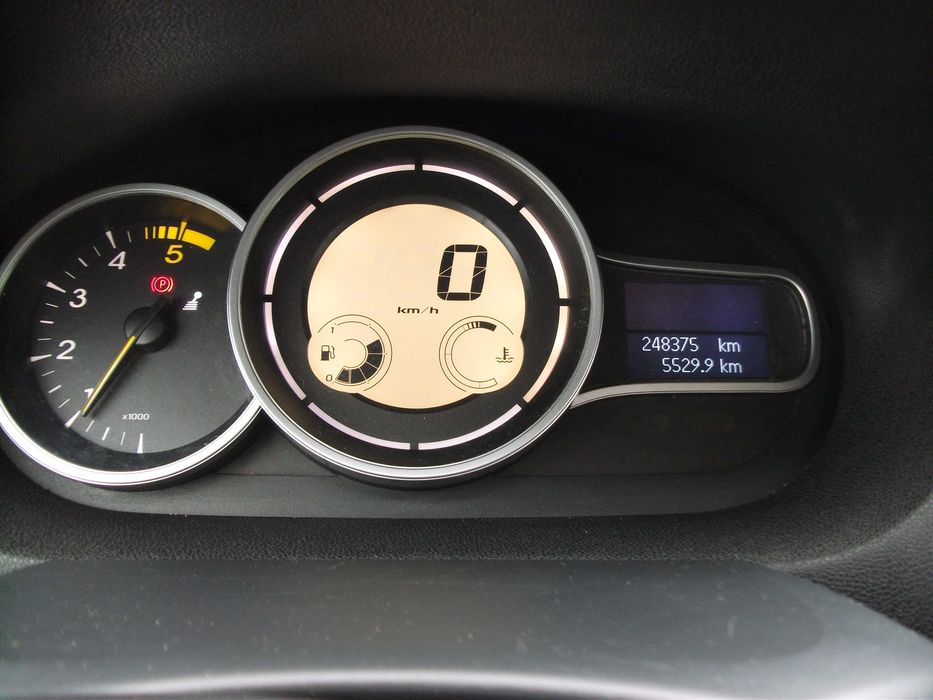 HYUNDAI Elantra 2015 — imagine 5