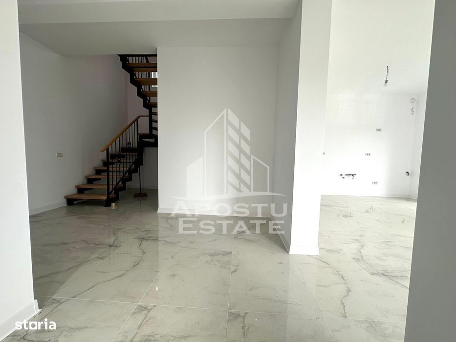 Duplex de vanzare P+1, 4 camere de vanzare, predare imediata, Utvin