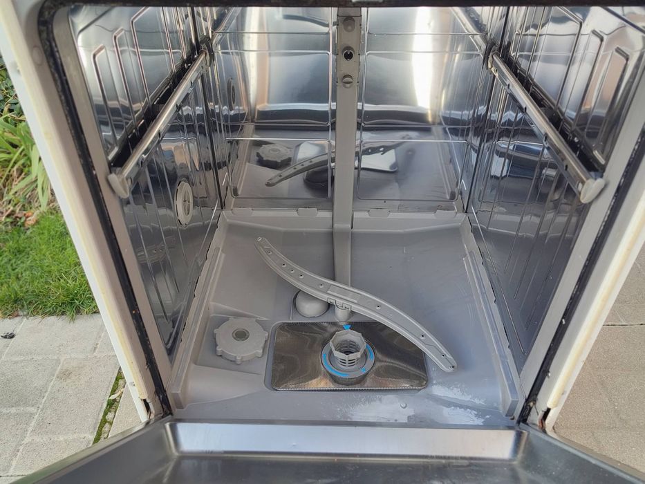 Съдомиялна Bosch