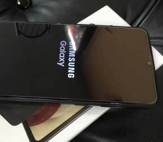 Продавам Samsung A21S