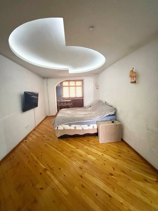 Квартира ЦУМ, Голубые купола 2/5/5 51 кв.м