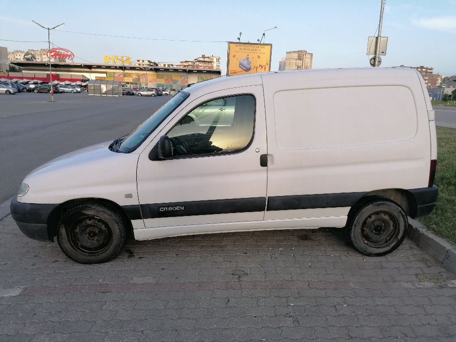 Пикапи под наем баничарка под наем лекотоварен бус под наем 50 лв