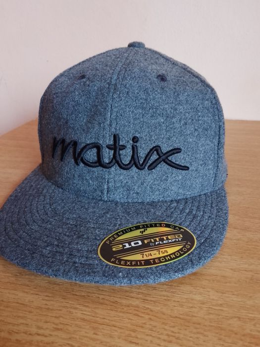 Caciula Baseball 210 Fitted by Flexfit - Matix