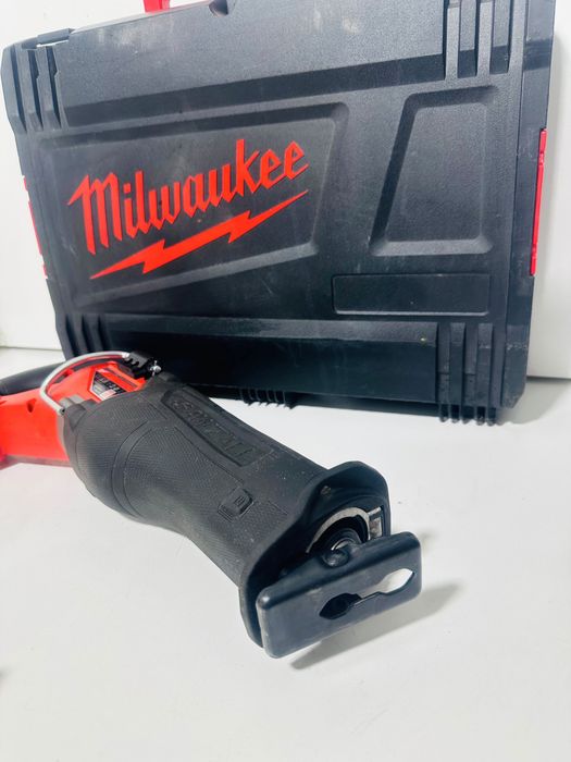 Milwaukee M18 FSZ FUEL - Fierastrau sabie profesional 18V