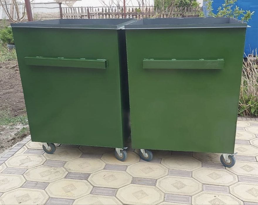 Мусорный бак, мусорный контейнер