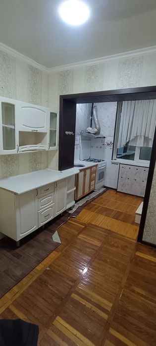 Срочно продается 3 х комнатная квартира в Шайхантахурском р-не. Хорошо