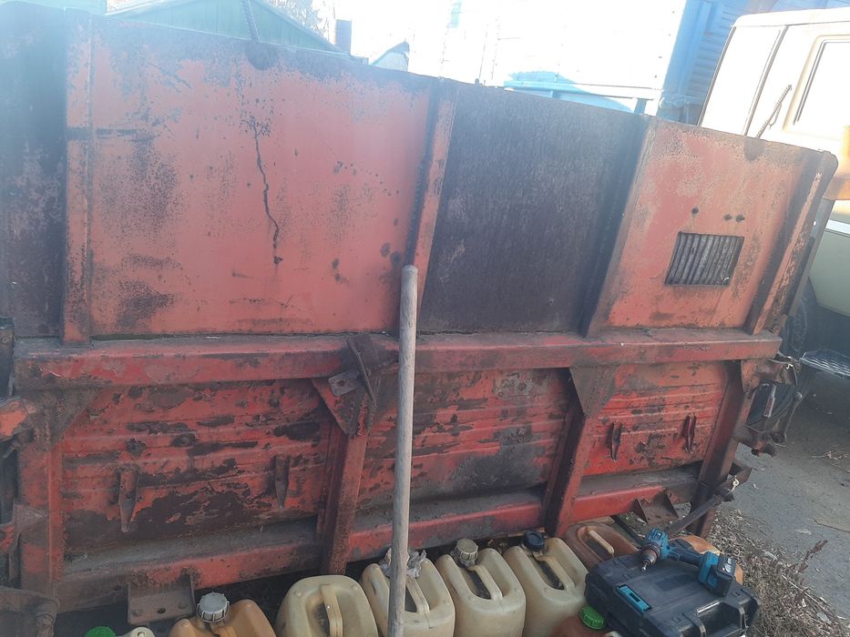 Продам кузов 55102