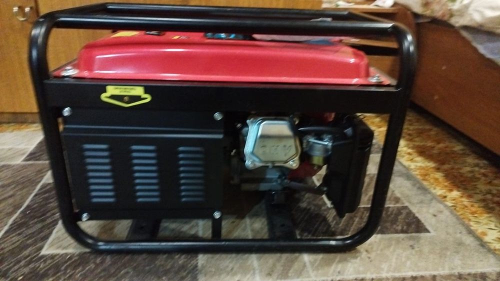 Продам генератор новый