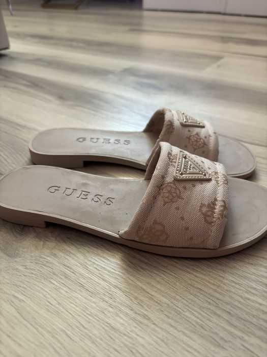 Дамски чехли guess