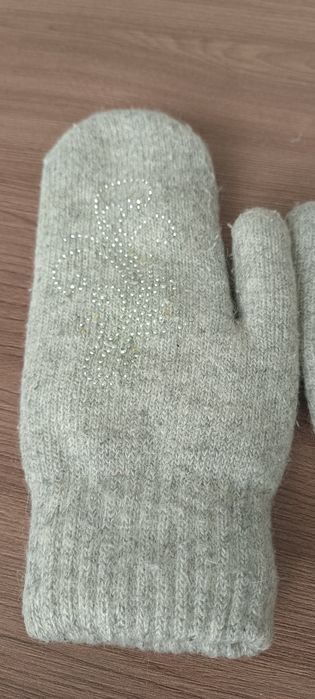 Шапочкпка и варежки