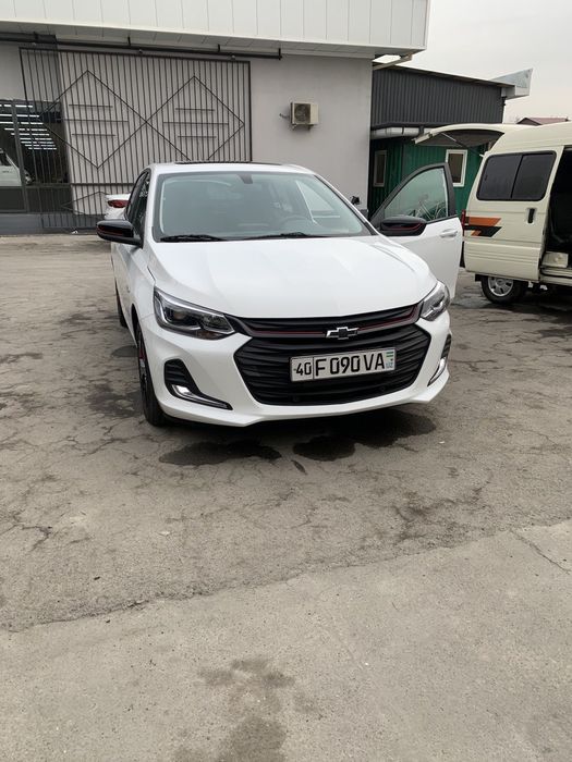 Chevrolet Onix Redline