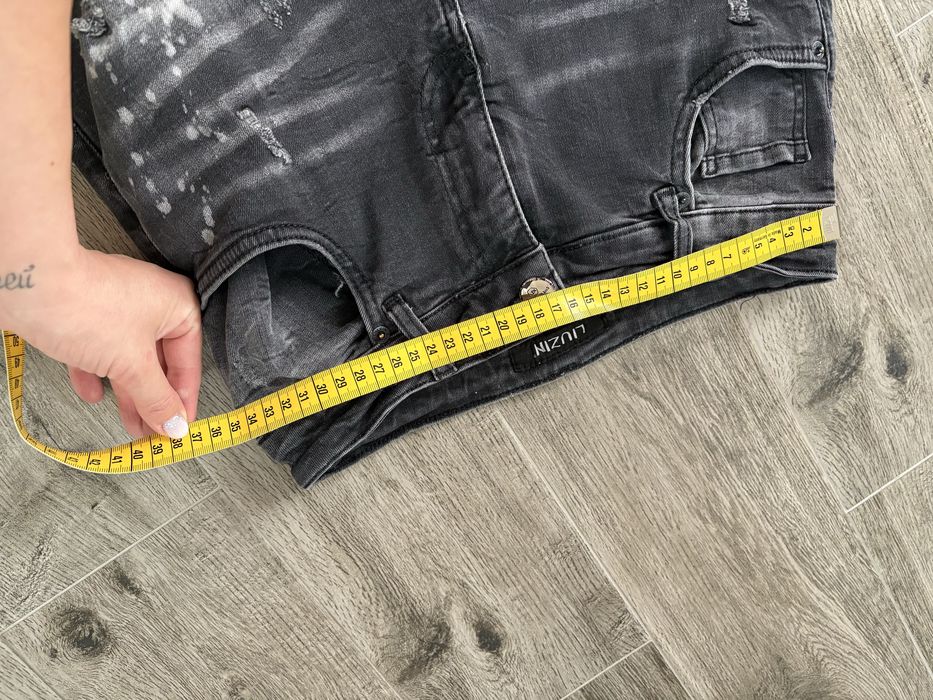 Къси дънкови панталони