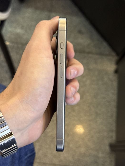 Iphone 15 pro 128GB