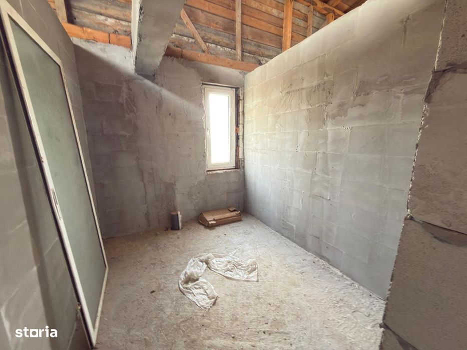 Casa noua, 300mp, P+E+M, amprenta 120mp, teren 500mp, Vanatori, Galati