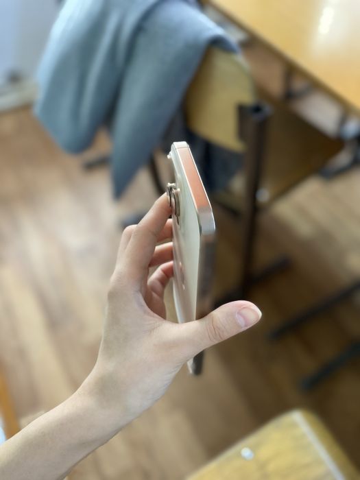 iPhone 16 pro max 256гб акб 100%