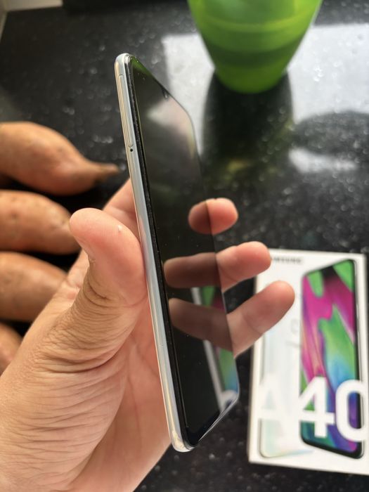 Samsung Galaxy A40 2020
