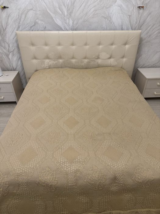 Кровать двухспальная