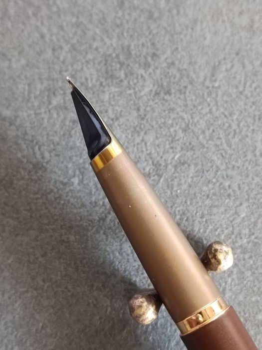 Stilou Parker 50 Falcon