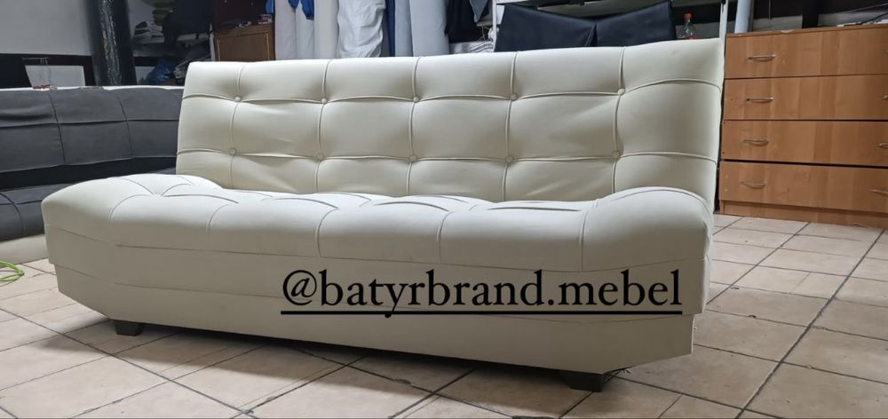 СО СКЛАДА, Диван, в офис, в зал ожидания, новый, кожаный, уголок,не бу