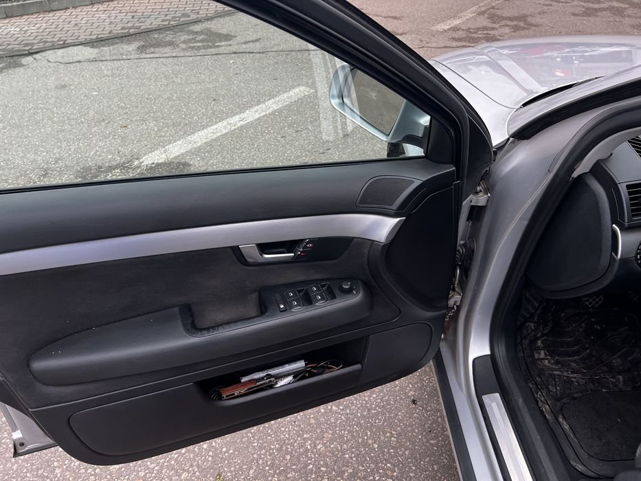 Audi A4 B7 sau schimb cu Doker