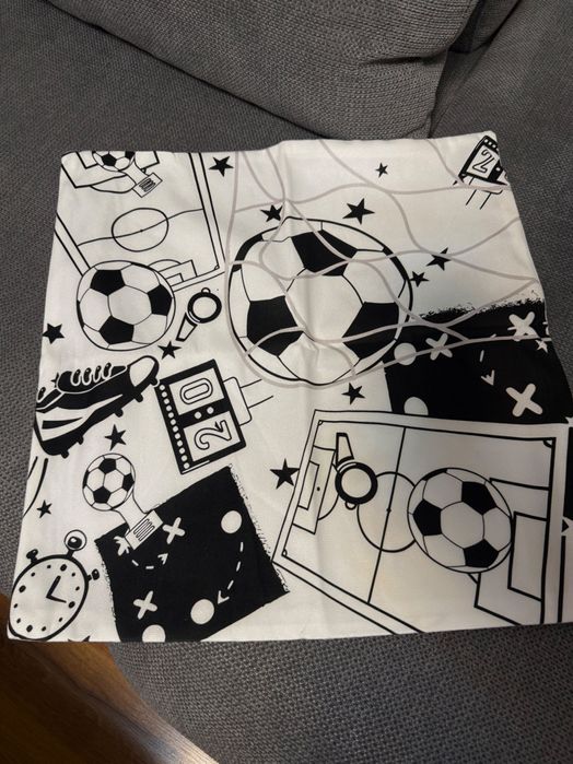 Декорация и спално бельо на футболна тема