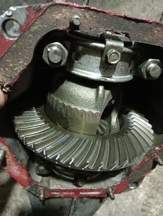 Продам передний мост на ниву