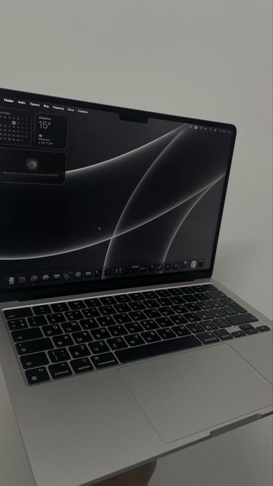 Macbook m2 2022 8gb/256gb