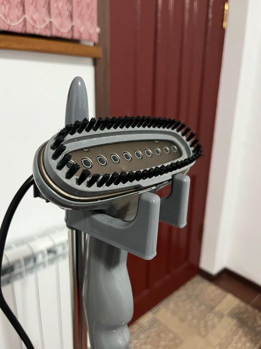 Паровой утюк(паровой)