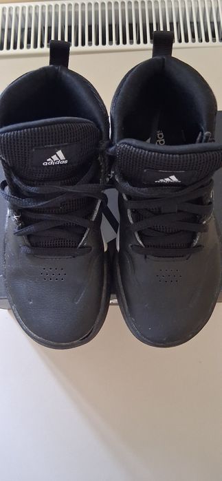 Маратонки Adidas