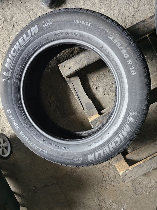2 anvelope vara 235 60 18 Michelin