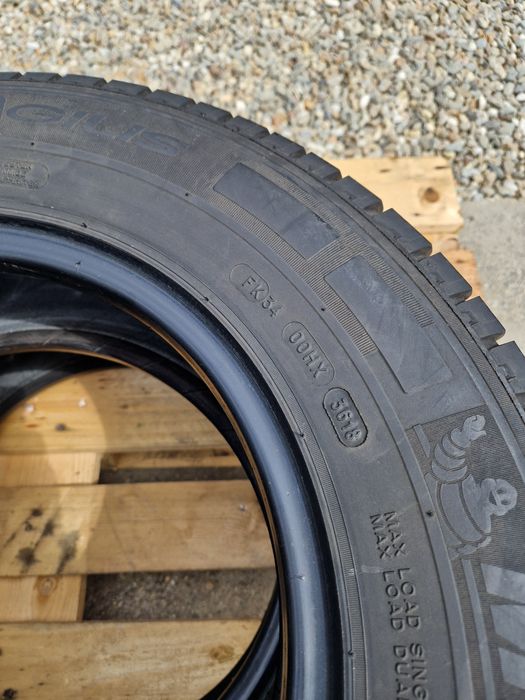 2anvelope vara aprx Noi 215 70 15C Michelin