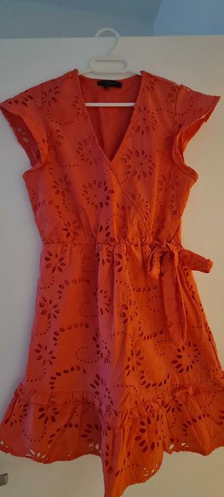 Рокля с английска бродерия