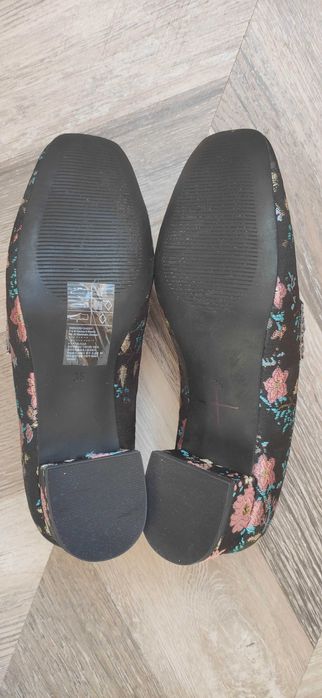 Дамски обувки на ток H&M