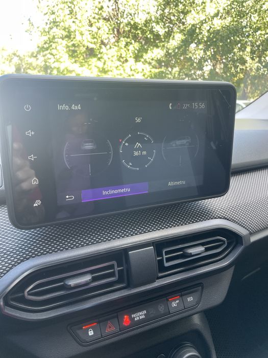 Navigatie MediaNav Dacia Logan 3/Sandero 3