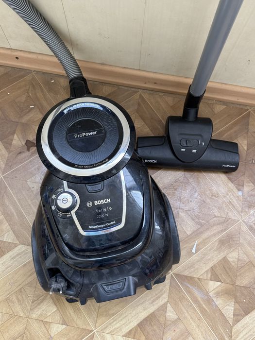 Продам пылесос Бош