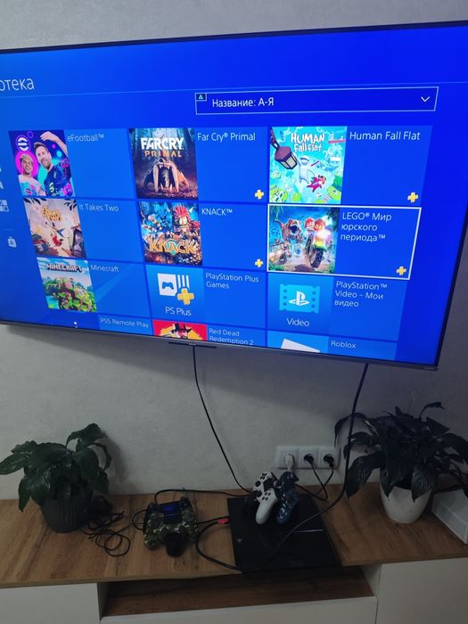 Playstation 4 1 tb с более 200 играми