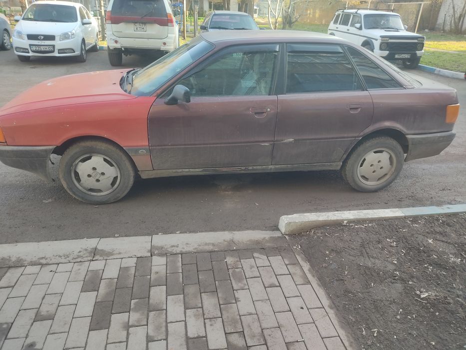 Продам Ауди б3 80