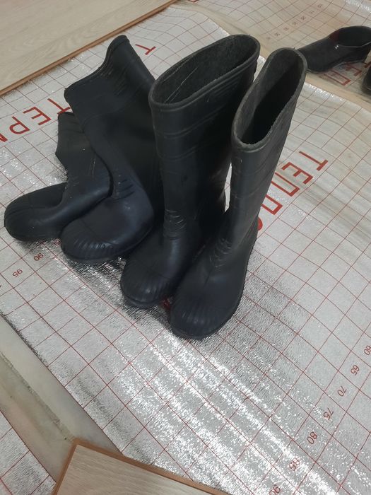 Резиновые сапоги