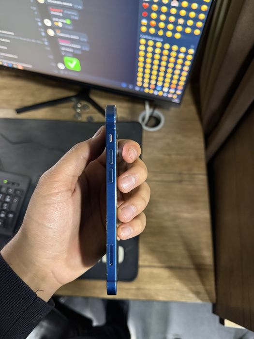 Продаётся Iphone