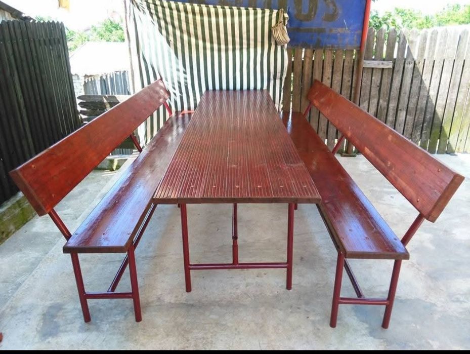 Set mobilier de grădină.