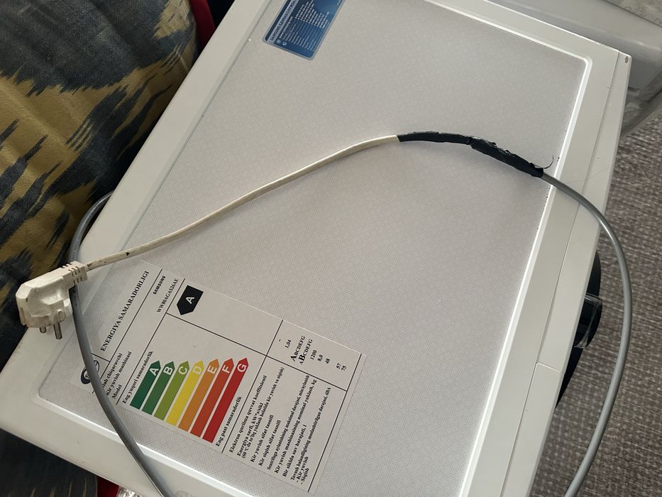 Продам стиральную машину