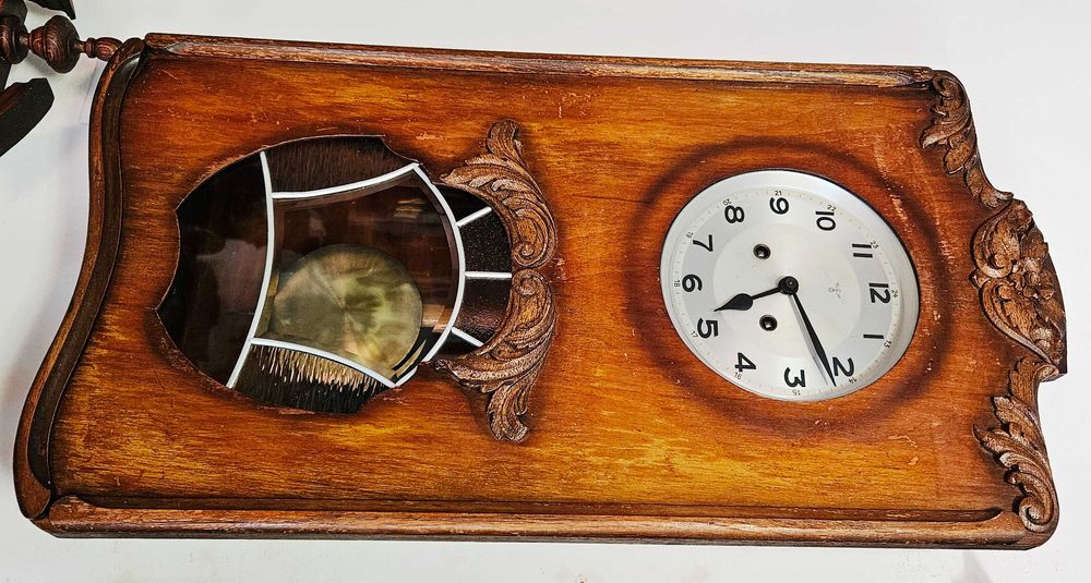 Ceas de perete cu pendula Mauthe