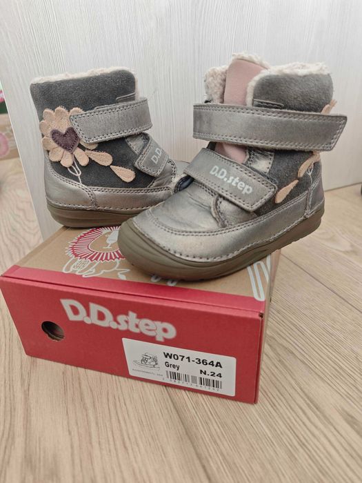 D.D. Step обувки, размер 24 - изключително запазени